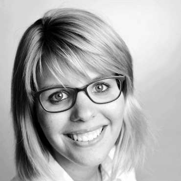 Lena Sell, Ass. Leitung Empfang/ Rezeption Lena Sell, Ass. Leitung Empfang/ Rezeption