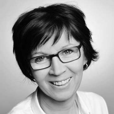 Nikola Wenndorf, Mitarbeiterin im Empfang/ Rezeption/ F&B/ Bar Nikola Wenndorf, Mitarbeiterin im Empfang/ Rezeption/ F&B/ Bar